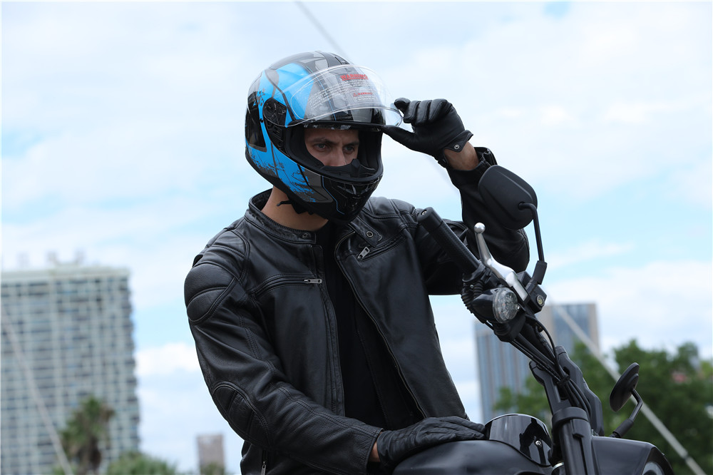 Introduction of active noise reduction of motorcycle helmet bluetooth headset